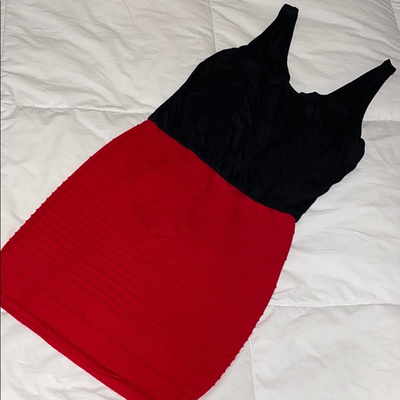 Black and Red dress - Picture 3 of 4